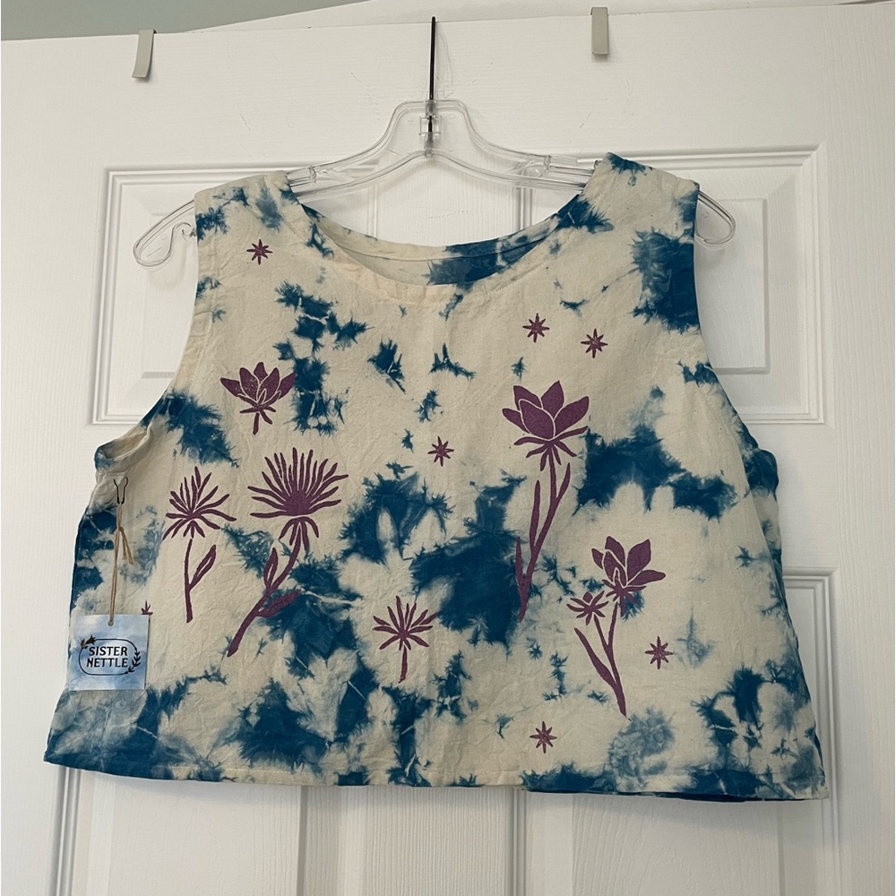 Sister Nettle Indigo Cosmos Linen Crop- NWT, S/M